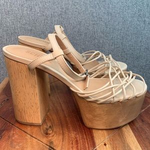 Schultz platform Strappy beige ankle sandals heels